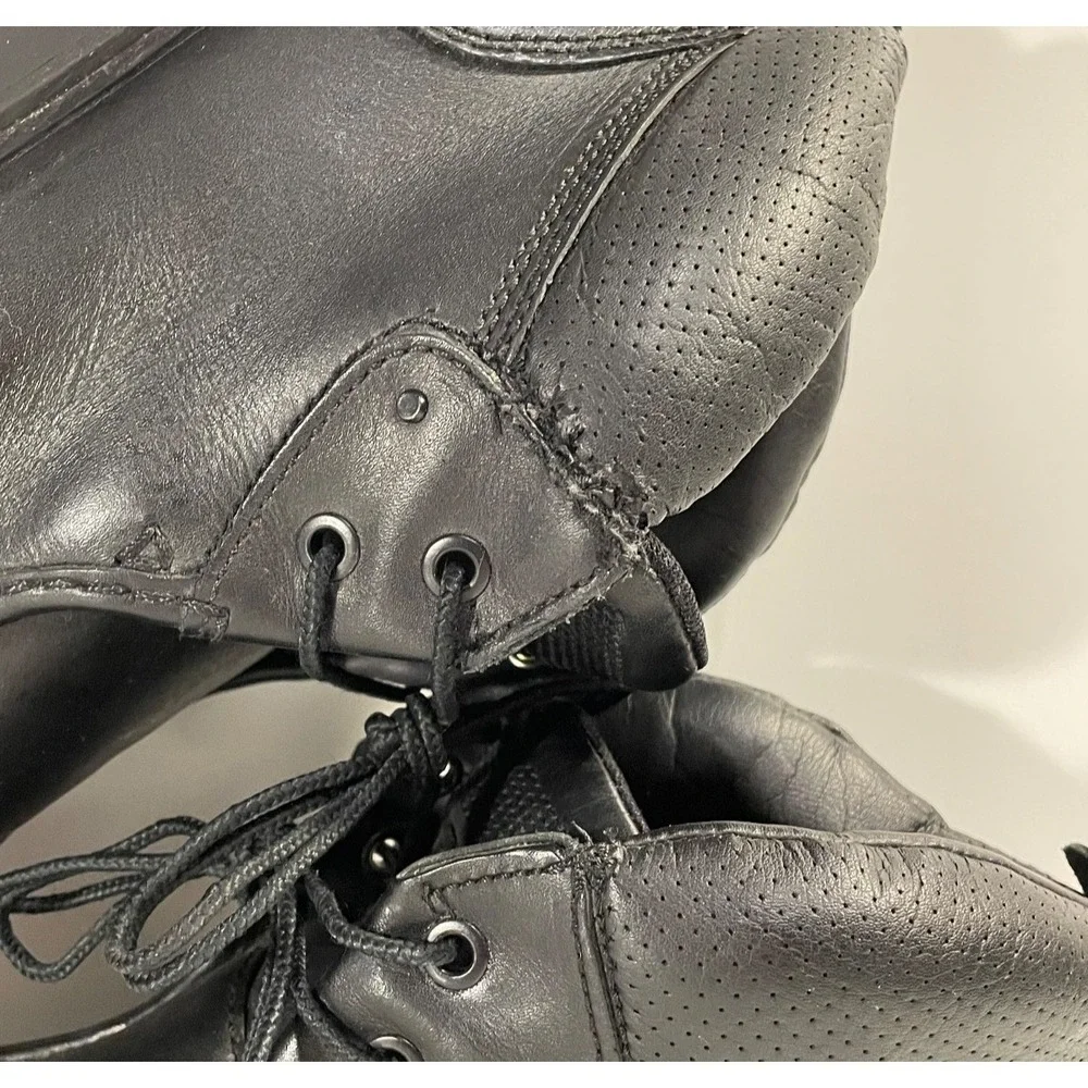 TIMBERLAND 36551 MENS SIZE 11M BLACK LEATHER CHUKKA 2 EYELET ANKLE MOE TOE BOOTS